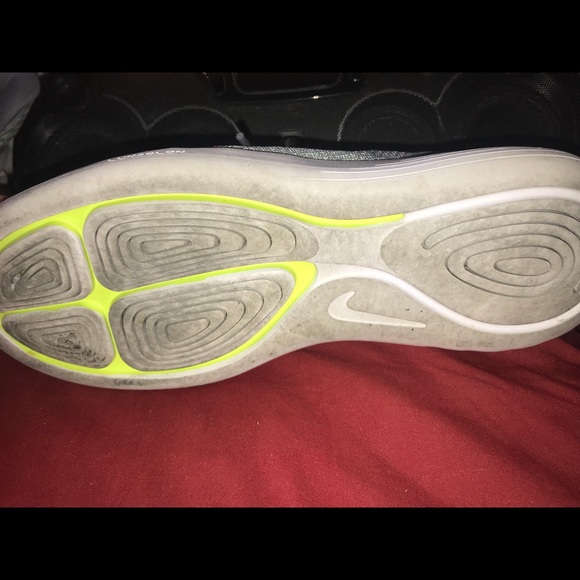 Nike men’s lunarions (size 9) - Picture 3 of 3